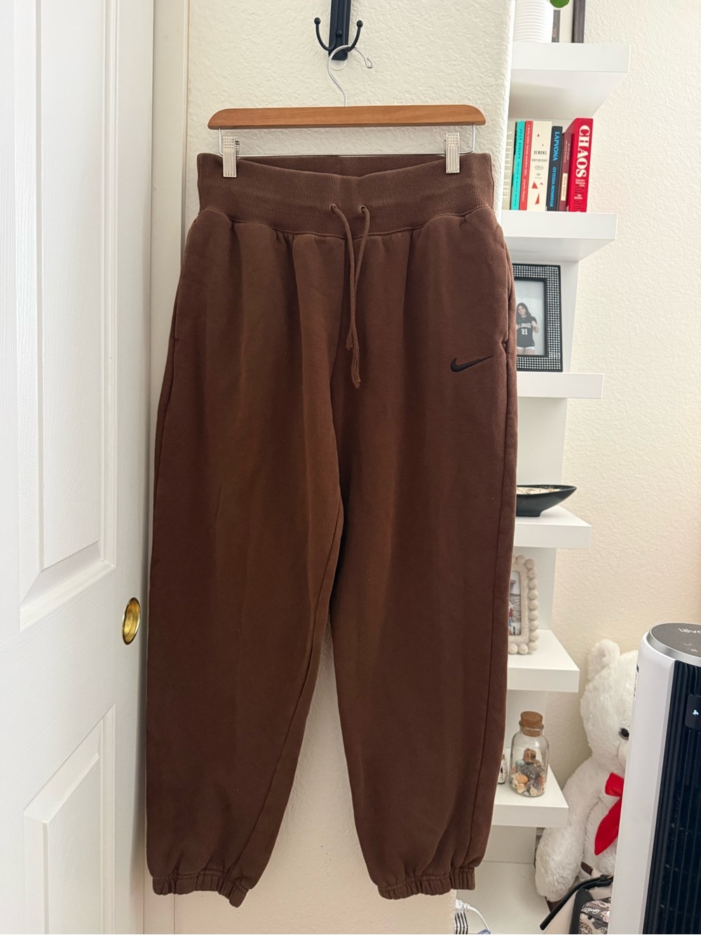 Nike Brown Sweatpants with Black Swoosh Tag